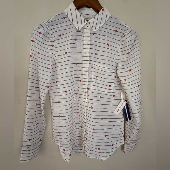 COURT & ROWE Tops - Court & Rowe heart striped ruffled button up top SZ XXS